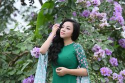 NSƯT Tố Nga gây bất ngờ với album Bolero 'Xin đừng trách đa đa'