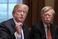 Tổng thống Donald Trump chuẩn bị giảm nhẹ trừng phạt với Iran?