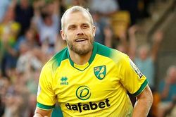 Ngoại hạng Anh: Các hàng thủ hãy cẩn thận với Teemu Pukki