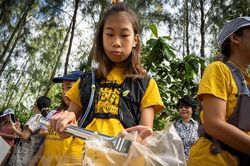 Cô bé 12 tuổi trở thành 'người hùng' chống rác thải nhựa ở Thái Lan