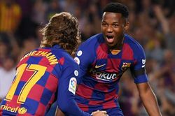 Barca sắp tăng lương cho tiền đạo 16 tuổi lên 1 triệu euro/năm