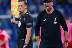 ĐKVĐ Liverpool thua Napoli, HLV Klopp trách tội VAR