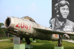 Chiến công huyền thoại cùng máy bay MiG17 của anh hùng Nguyễn Văn Bảy