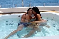 Ronaldo: Sex với bạn gái tuyệt hơn mọi siêu phẩm