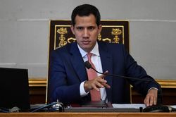 Phe đối lập Venezuela tự lập ông Juan Guaido là tổng thống lâm thời