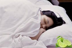 Bổ tư quả chanh rồi đặt đầu giường, sáng hôm sau ngủ dậy sẽ thấy ngay điều bất ngờ