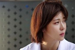 Lần đầu ra mắt mẹ chồng tương lai đã sai đi pha nước chấm, tôi mang thành quả lên thì bà tuyên bố 1 câu điếng người