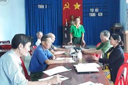 Trưởng thôn 'hai giỏi'