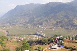 Phát triển đảng viên trong vùng có đạo ở Sa Pa