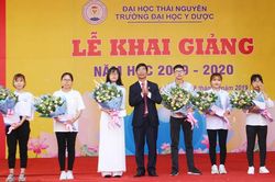 Trường Đại học Y Dược khai giảng năm học mới