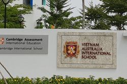 'Trường Dân lập Quốc tế Việt Úc thu tiền ăn cao hơn tiêu chuẩn'