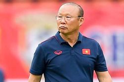 Thông tin trái chiều về hợp đồng với VFF: Chờ ông Park lên tiếng