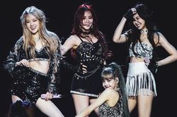 Blackpink lưu diễn thu nghìn tỷ vẫn không đủ để vực dậy YG?
