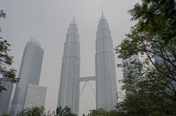 Hàng nghìn trường học ở Malaysia, Indonesia đóng cửa do khói mù