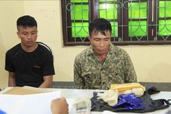 Bắt hai đối tượng mua bán, vận chuyển 8.000 viên ma túy tổng hợp