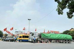 Phú Thọ: Thanh tra giao thông tăng cường kiểm soát xe quá khổ, quá tải