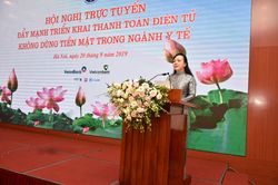Bộ trưởng Y tế yêu cầu đẩy mạnh thanh toán không dùng tiền mặt