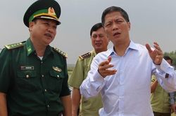 Buôn lậu thuốc lá ở Long An có giảm nhưng tinh vi hơn