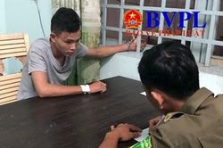 Bắt hai đối tượng trốn xe đặc chủng trên đường dẫn giải