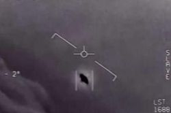 Hải quân Mỹ xác nhận một số đoạn video quay UFO là có thật