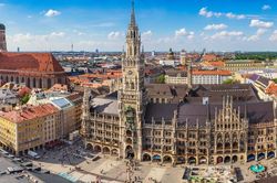 Dạo bước trên những con đường lát đá ở Munich