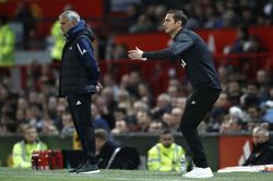 Frank Lampard: Mourinho ảnh hưởng đến phong cách huấn luyện của tôi