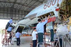 Việt Nam 'tăng tuổi thọ' máy bay Su-27 hiện đại thế nào?