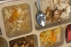 Trường Quốc tế Việt Úc xin lỗi phụ huynh về bữa ăn bán trú