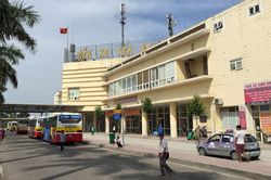 Hà Nội: Các xe khách tái phạm dừng, đỗ đón trả khách tùy tiện sẽ bị cấm vào nội đô