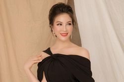 MC Thanh Mai khoe bộ ảnh mới diện toàn đồ hiệu
