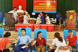 Hoạt động ủng hộ người nghèo tại các địa phương
