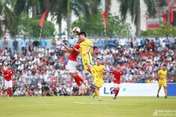 Bóng đá Hà Tĩnh - mừng lo ngày thăng hạng V.League 2020