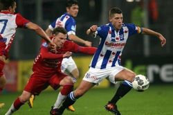 CLB Heereveen cầm hòa FC Utrecht trong ngày Văn Hậu không được vào sân