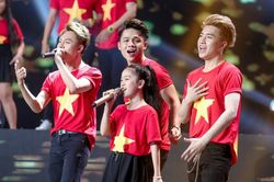 Fan hoang mang khi Á quân The Voice 2019 Dominix liên tục xuất hiện với đội hình 3 thành viên