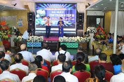 Ra mắt tập thơ 'Thơ tháng 5'