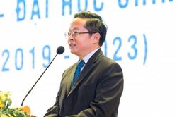 Chủ tịch Tập đoàn C.T Group dự lễ khai giảng ĐH Kinh tế TP.HCM