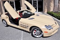 Mercedes SLR McLaren Roadster sau 10 năm vẫn hơn 9 tỷ đồng