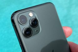 'Mổ xẻ' iPhone 11 Pro phát hiện bảng mạch nhỏ hơn nhưng pin lớn hơn