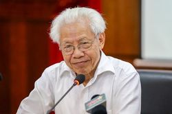 GS. Hồ Ngọc Đại: Sách Tiếng Việt lớp 1 công nghệ giáo dục ít nhất hai lần 'chữa cháy' cho Bộ GD&ĐT trong chống 'tái mù'
