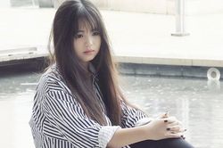 Ân hận vì sớm thoát khỏi vòng tay cha mẹ