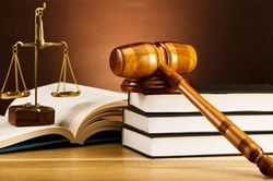 Ai được tham gia hỏi khi lấy lời khai, lấy cung?