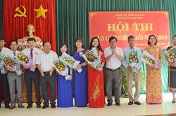 Hội thi báo cáo viên giỏi huyện Đak Đoa: Củng cố phương pháp 'truyền lửa'