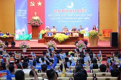 Phiên làm việc thứ Nhất Đại hội Hội LHTN tỉnh Phú Thọ lần thứ V