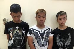 Gắn dao phóng lợn vào tuýp nước đi cướp xe máy Grap