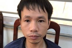 Khởi tố, bắt tạm giam 2 tháng đối tượng đốt pháo sáng trên sân Hàng Đẫy