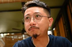 Hứa Minh Đạt: 'Lâm Vỹ Dạ giận tôi một tuần vì đóng cảnh ân ái'