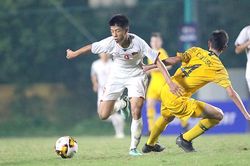 Đừng 'bi kịch' hóa thất bại của U16 Việt Nam