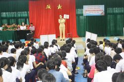 Tuyên truyền kỹ năng tham gia giao thông cho học sinh
