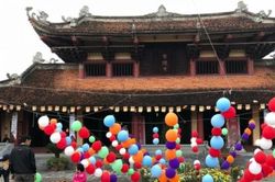 Kỳ lạ ngôi chùa có hai ngôi tam bảo