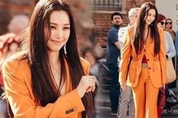 Hiếm lắm mới có một mỹ nhân Hàn U40 gây náo loạn sự kiện quốc tế, người dân Ý còn không thể rời mắt nổi